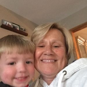 Meet your Posher, Sandy